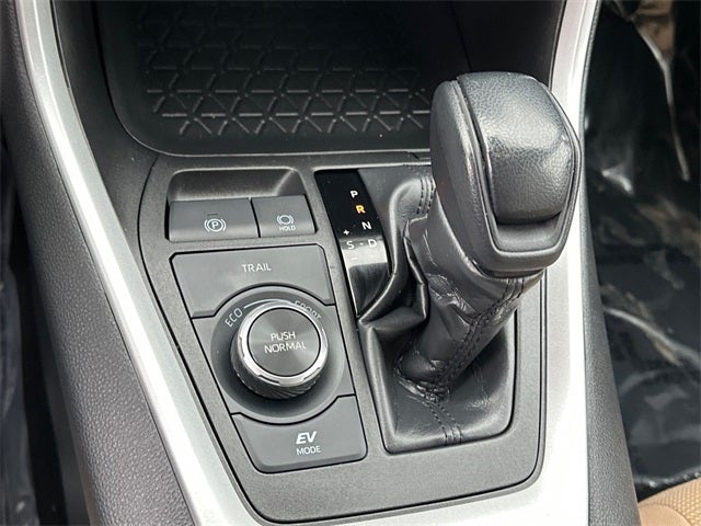 2023 Toyota RAV4 Hybrid LE