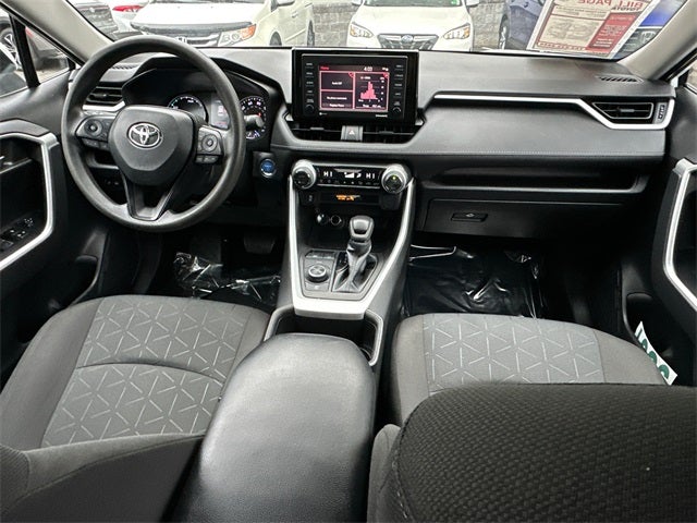 2022 Toyota RAV4 Hybrid XLE