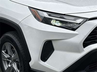 2022 Toyota RAV4 Hybrid XLE