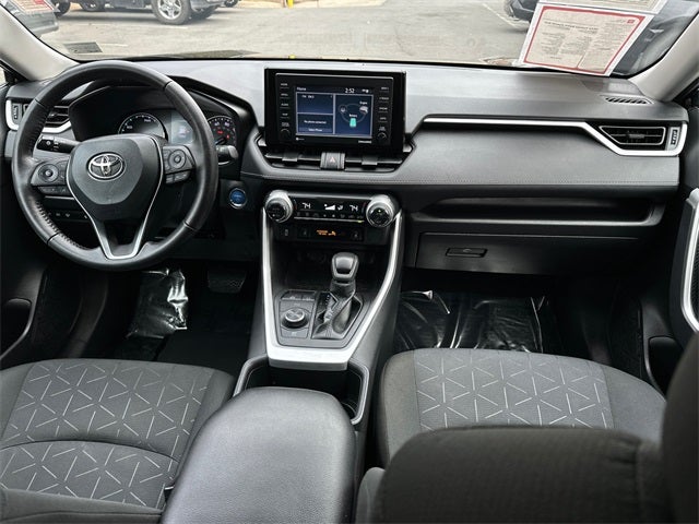 2022 Toyota RAV4 Hybrid XLE