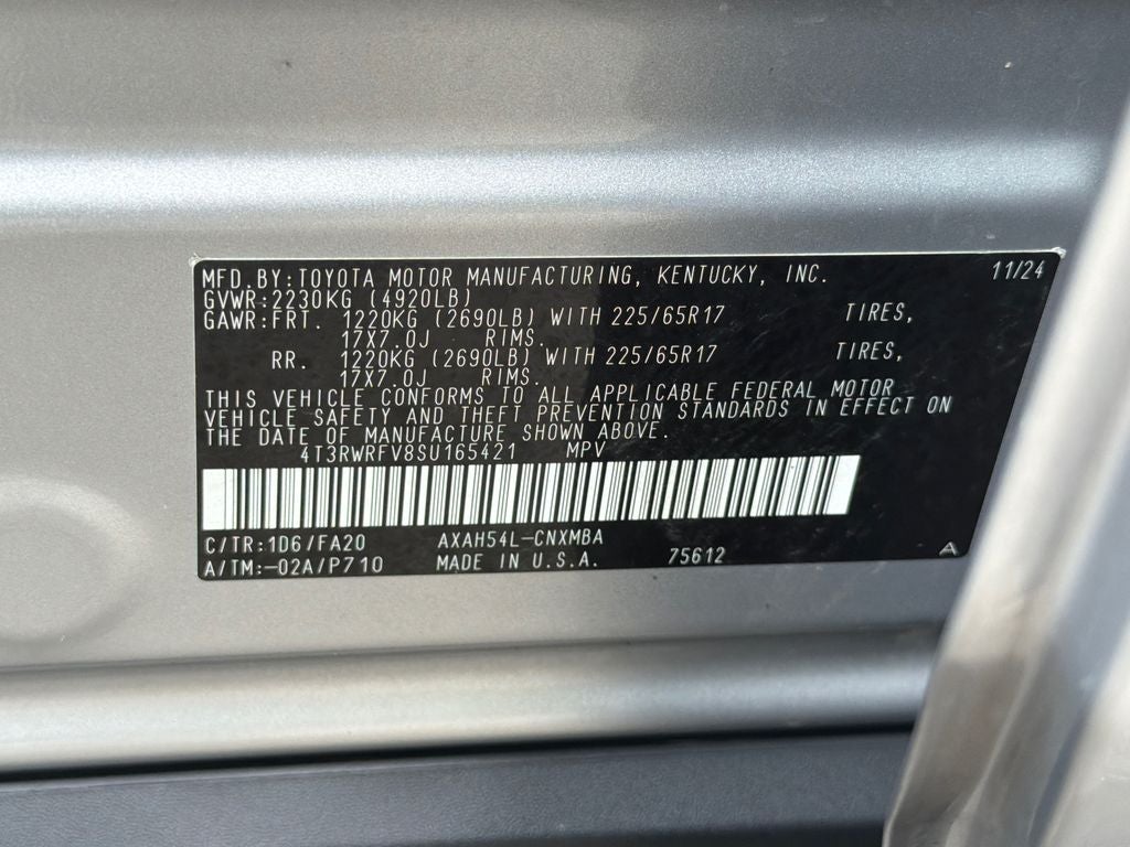 2025 Toyota RAV4 Hybrid XLE