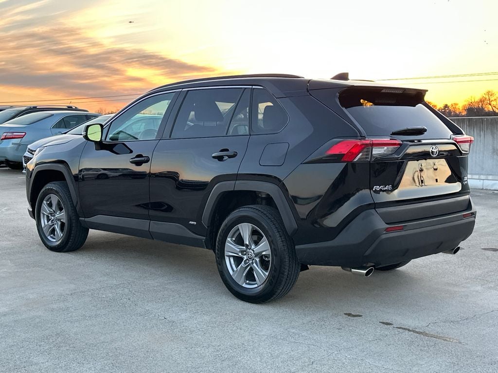 2025 Toyota RAV4 Hybrid XLE