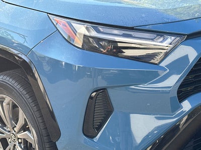 2022 Toyota RAV4 Hybrid SE