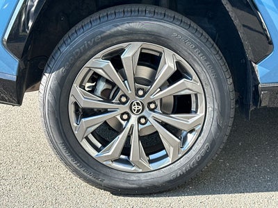 2022 Toyota RAV4 Hybrid SE