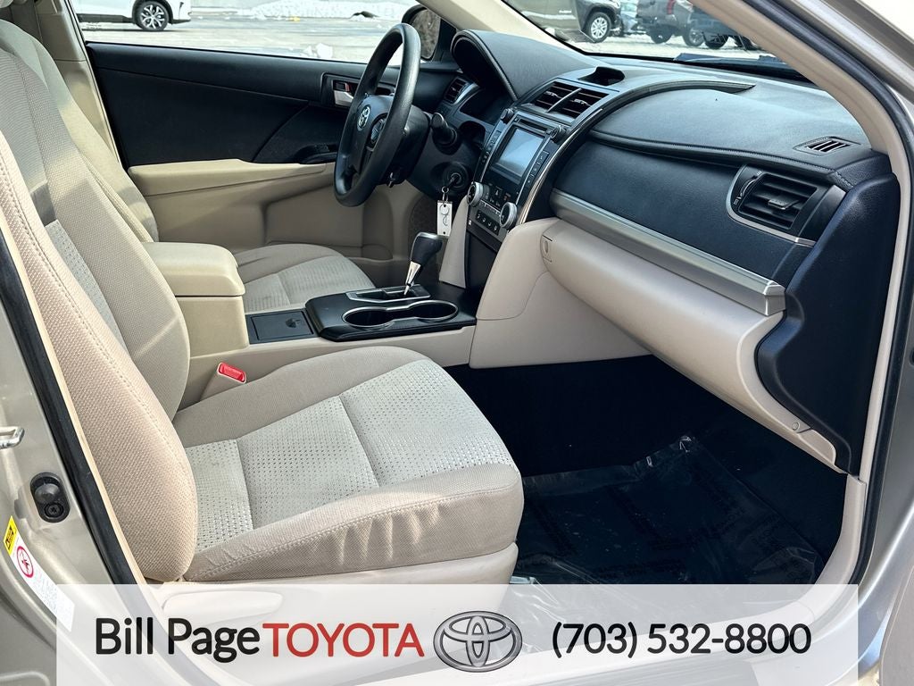 2014 Toyota Camry LE 2014.5