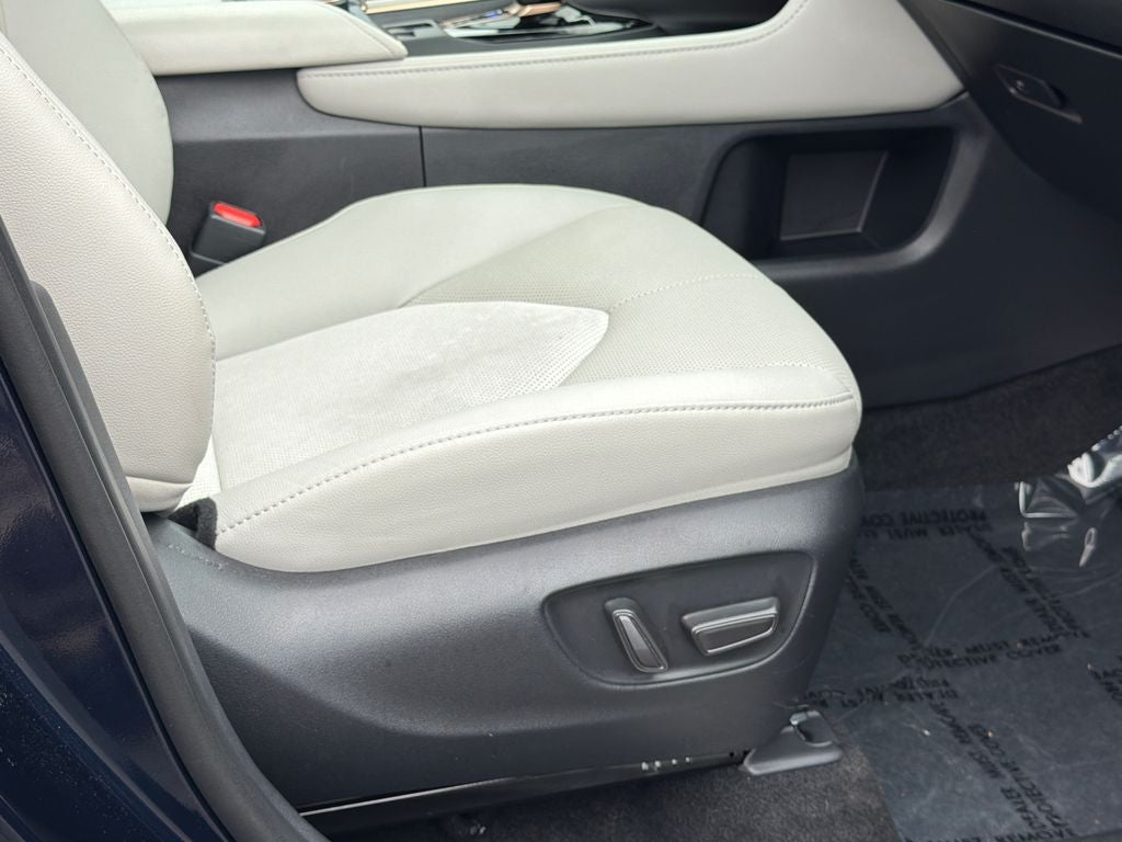 2025 Toyota Grand Highlander Hybrid MAX Platinum