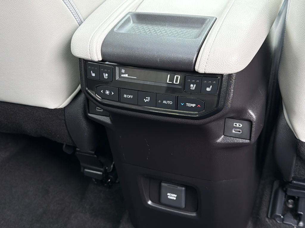 2025 Toyota Grand Highlander Hybrid MAX Platinum