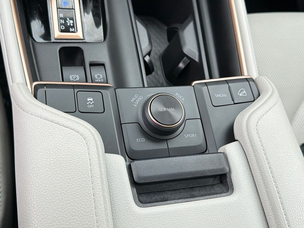 2025 Toyota Grand Highlander Hybrid MAX Platinum