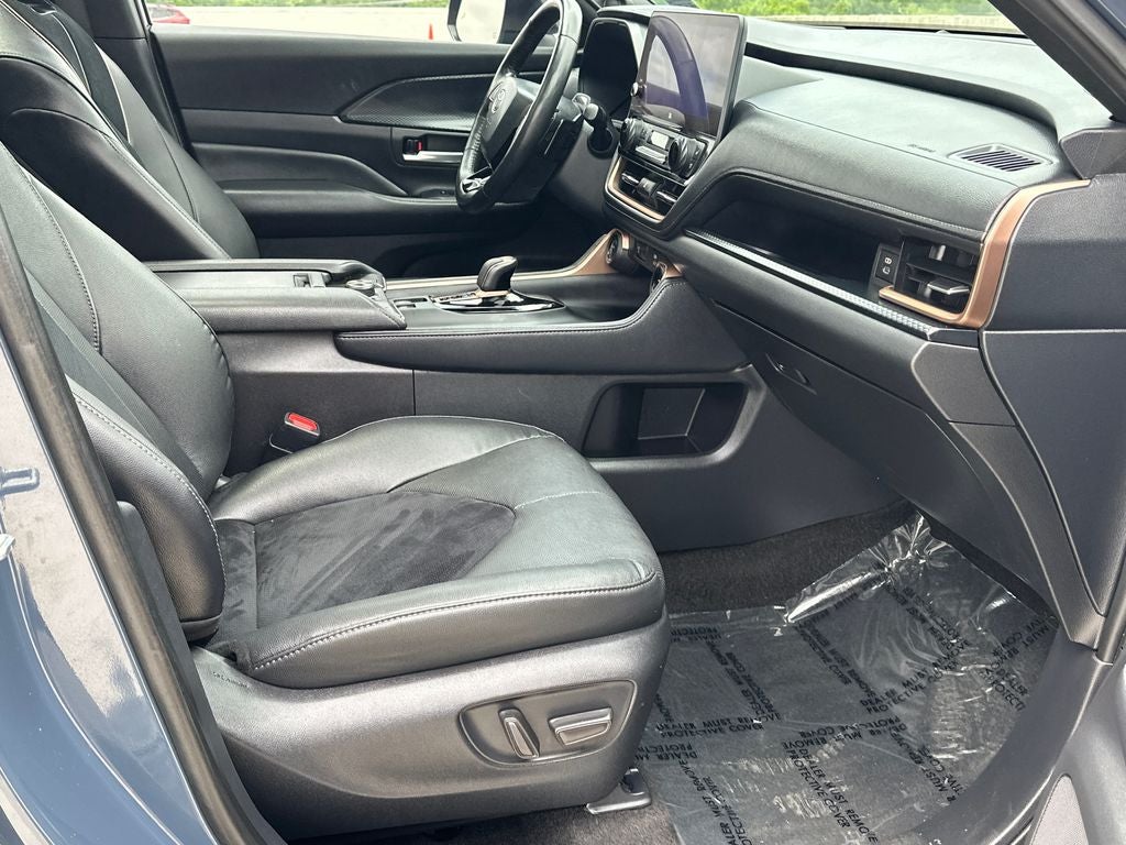 2024 Toyota Grand Highlander Hybrid MAX Platinum