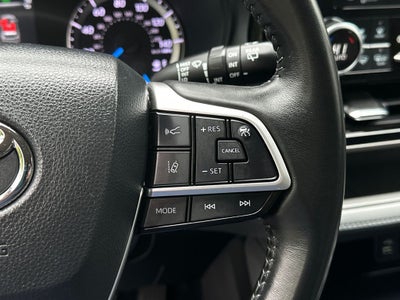 2022 Toyota Highlander Hybrid LE