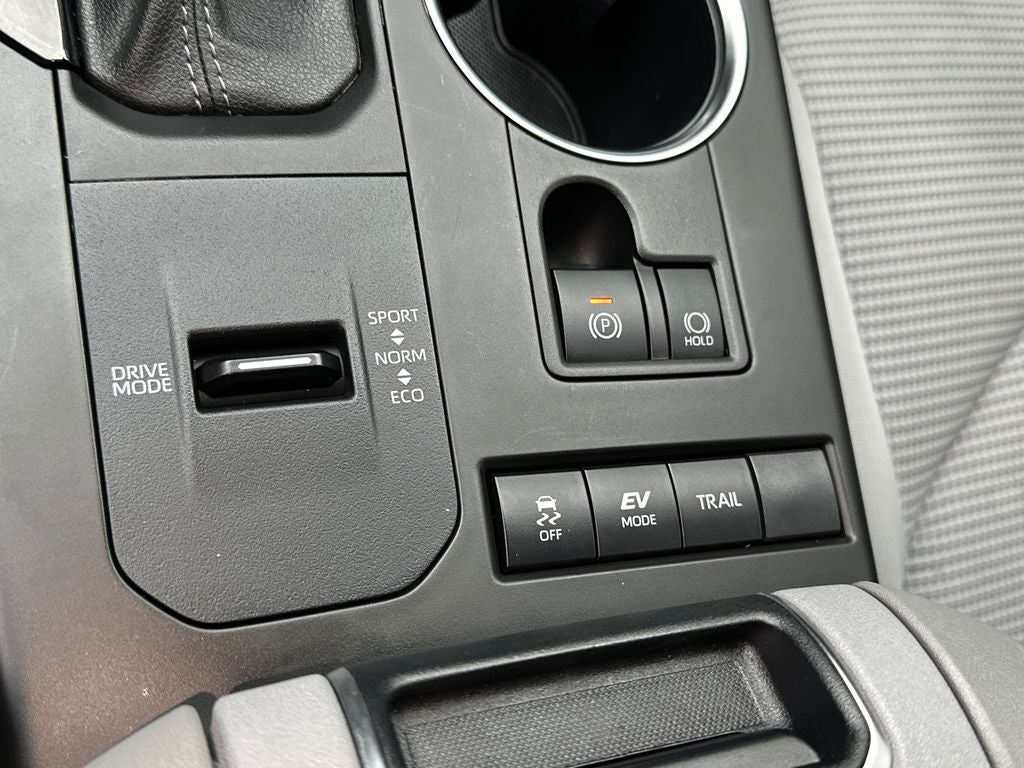 2022 Toyota Highlander Hybrid LE