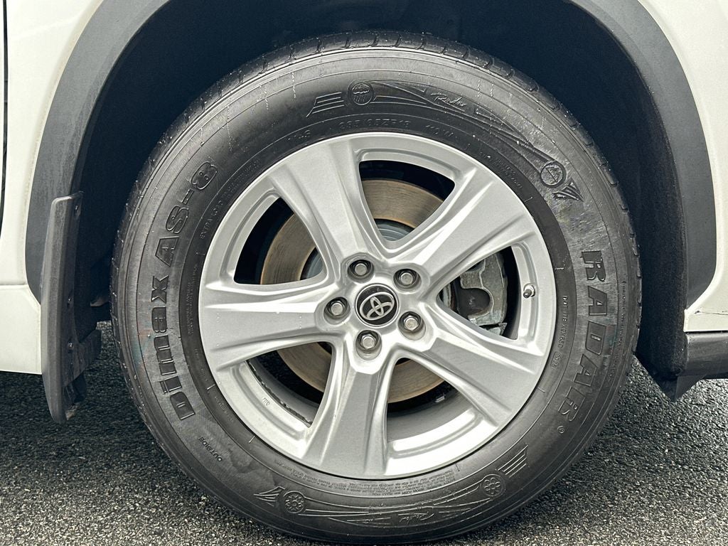 2022 Toyota Highlander Hybrid LE