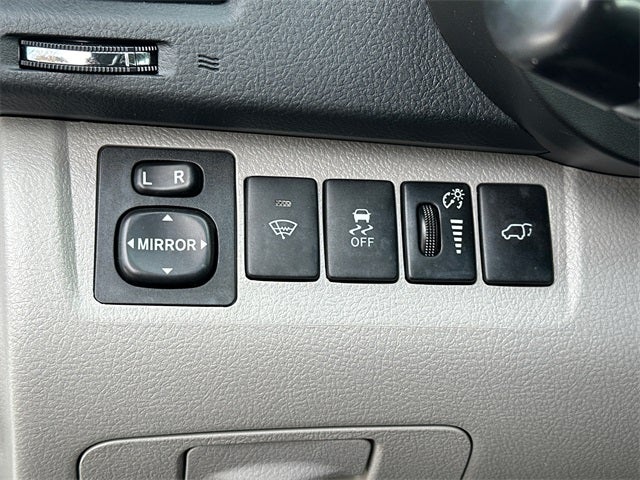 2011 Toyota Highlander SE