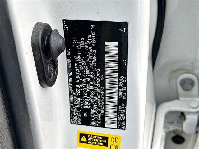 2011 Toyota Highlander SE