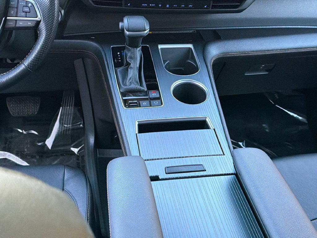 2024 Toyota Sienna Woodland Edition 7 Passenger