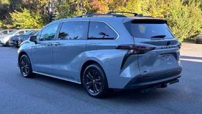 2024 Toyota Sienna Woodland Edition 7 Passenger