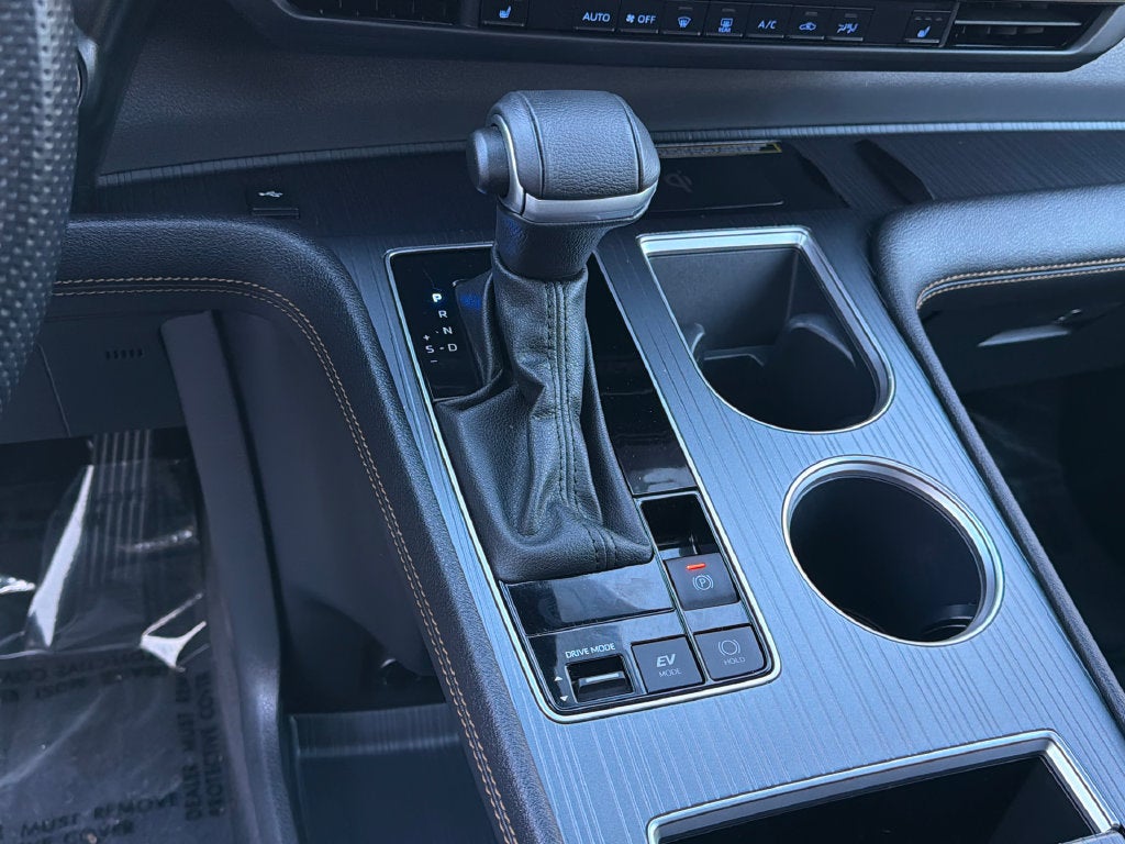 2024 Toyota Sienna Woodland Edition 7 Passenger