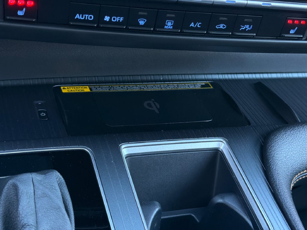 2024 Toyota Sienna Woodland Edition 7 Passenger