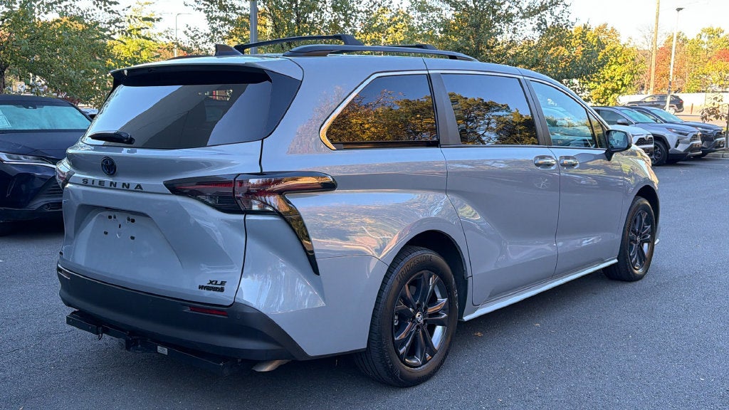 2024 Toyota Sienna Woodland Edition 7 Passenger