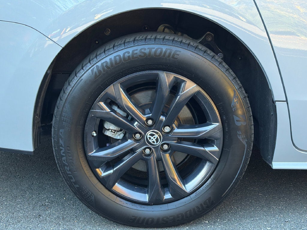 2024 Toyota Sienna Woodland Edition 7 Passenger