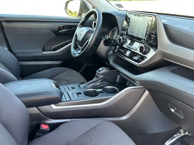 2022 Toyota Highlander L