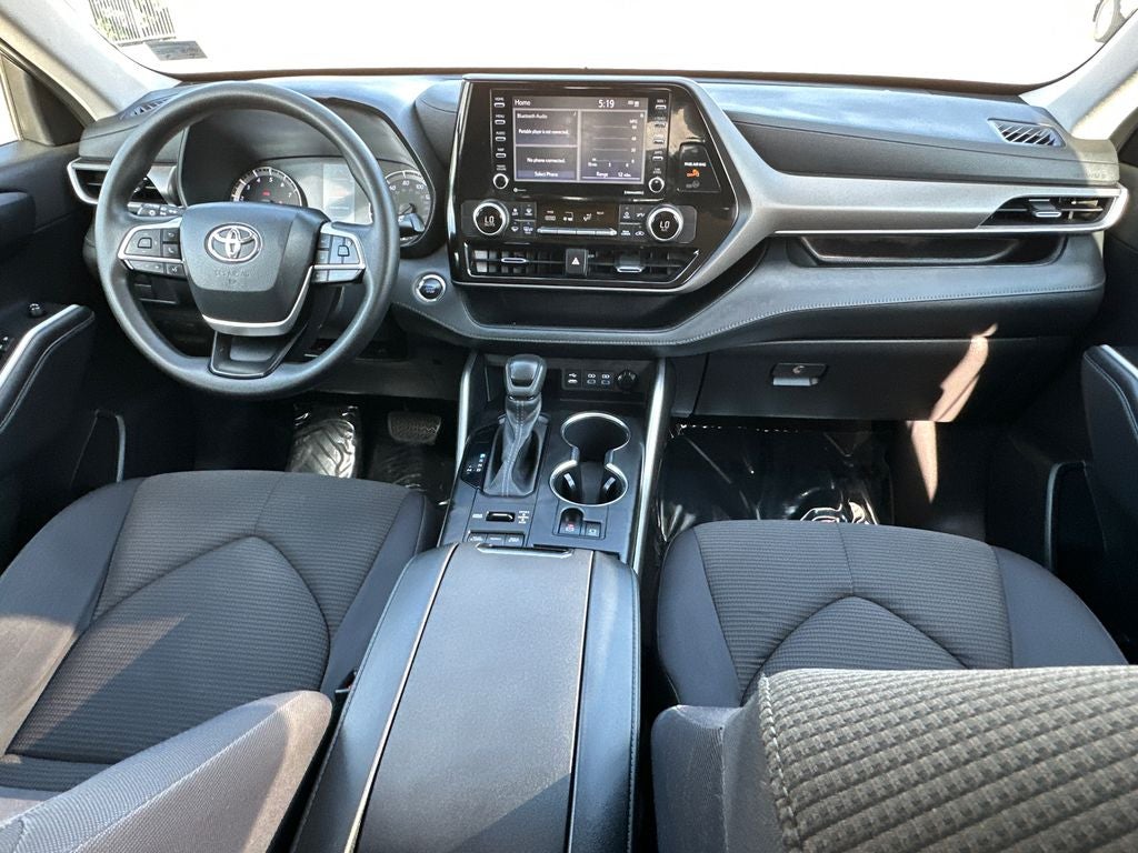 2022 Toyota Highlander L
