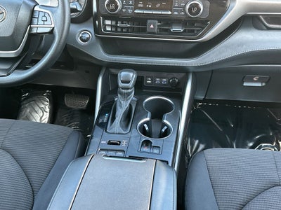 2022 Toyota Highlander L