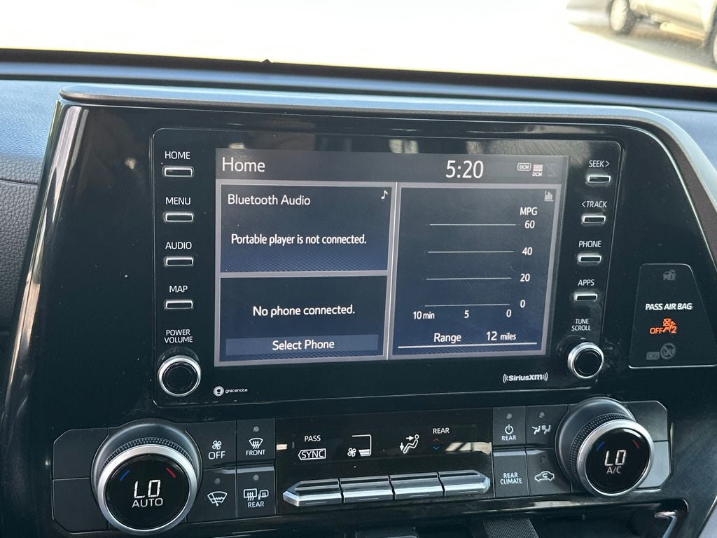 2022 Toyota Highlander L