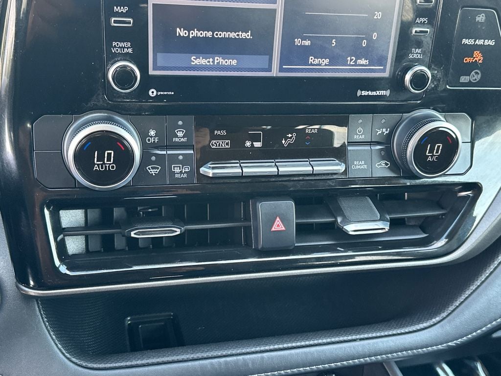 2022 Toyota Highlander L