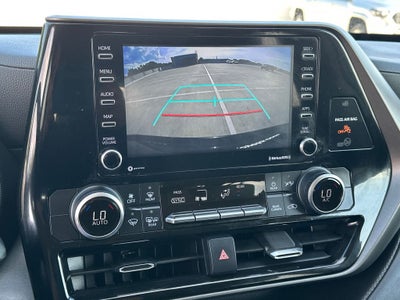 2022 Toyota Highlander L