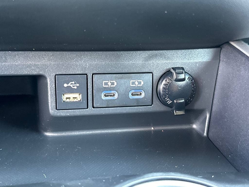 2022 Toyota Highlander L