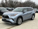2023 Toyota Highlander Hybrid Platinum