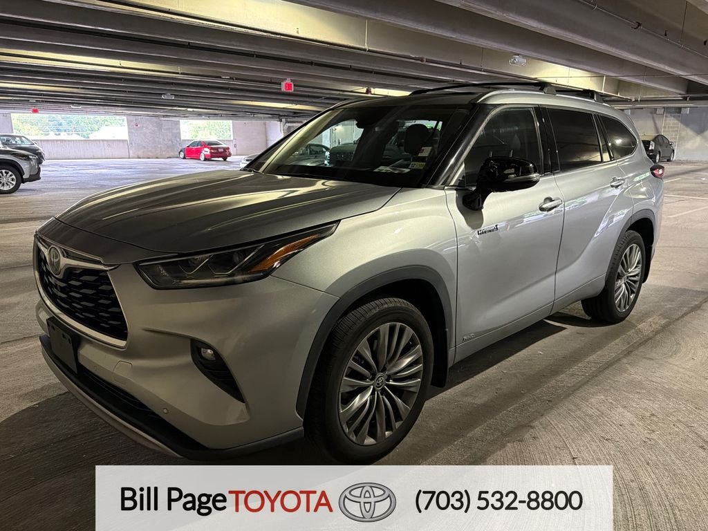 2021 Toyota Highlander Hybrid Platinum