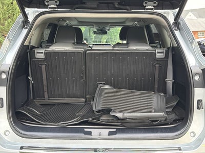 2021 Toyota Highlander Hybrid Platinum