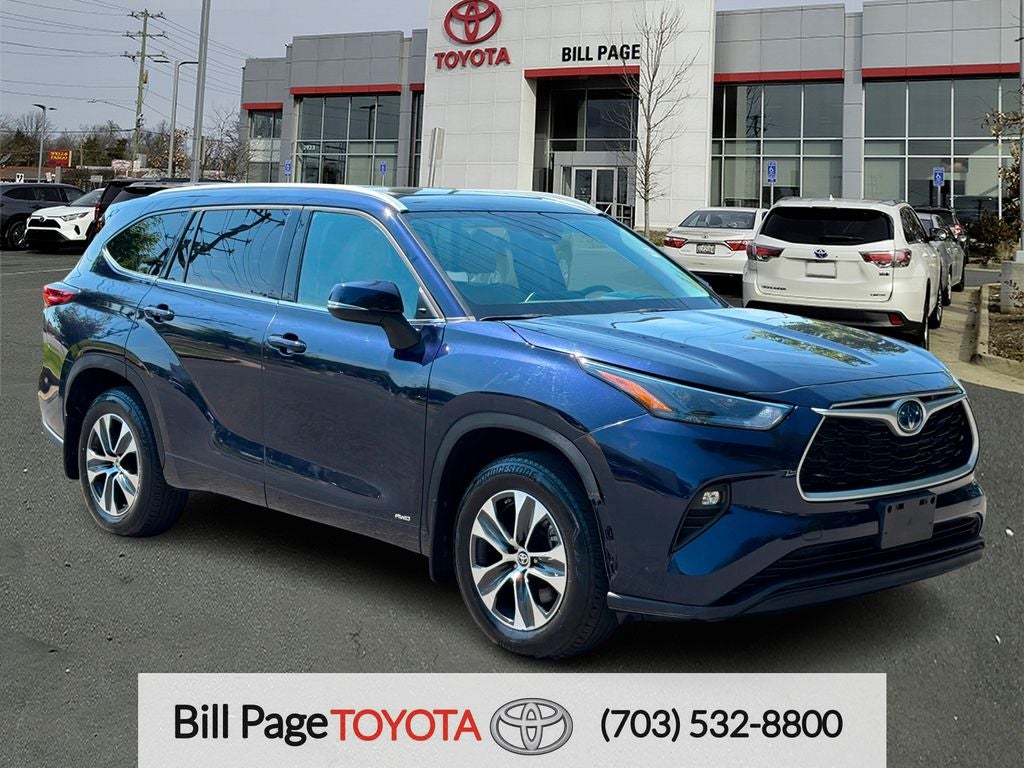 2022 Toyota Highlander Hybrid XLE