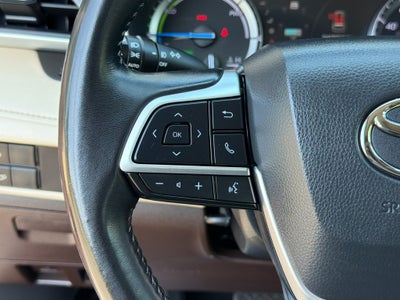 2022 Toyota Highlander Hybrid XLE