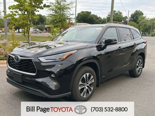 2022 Toyota Highlander Hybrid XLE