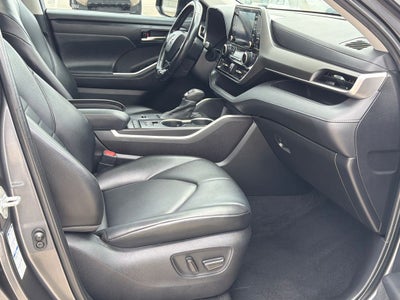 2021 Toyota Highlander Hybrid XLE
