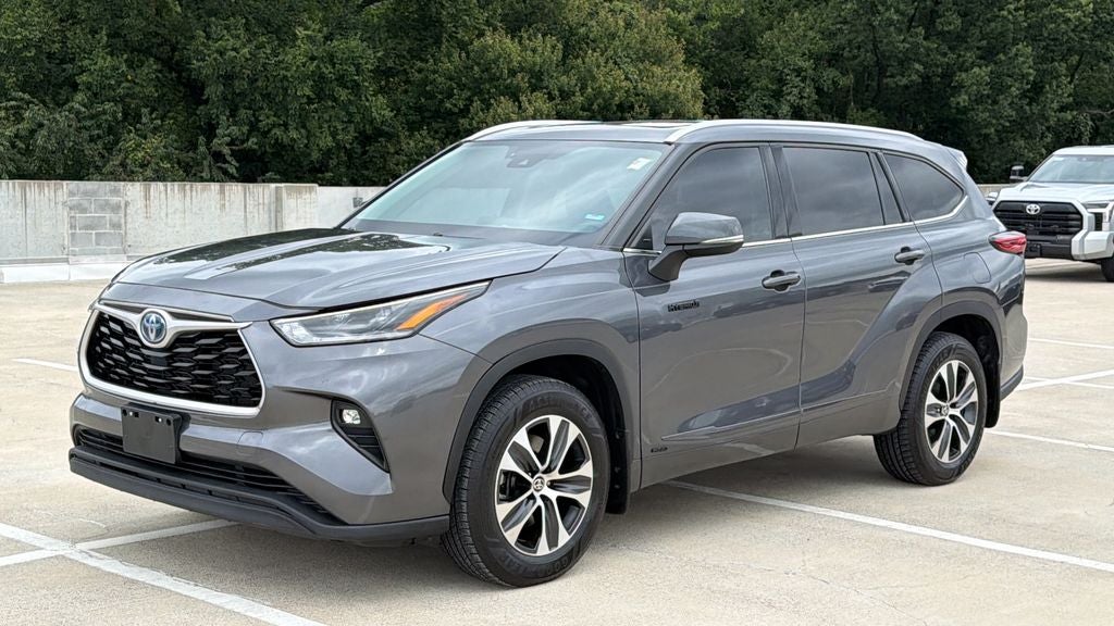 2021 Toyota Highlander Hybrid XLE