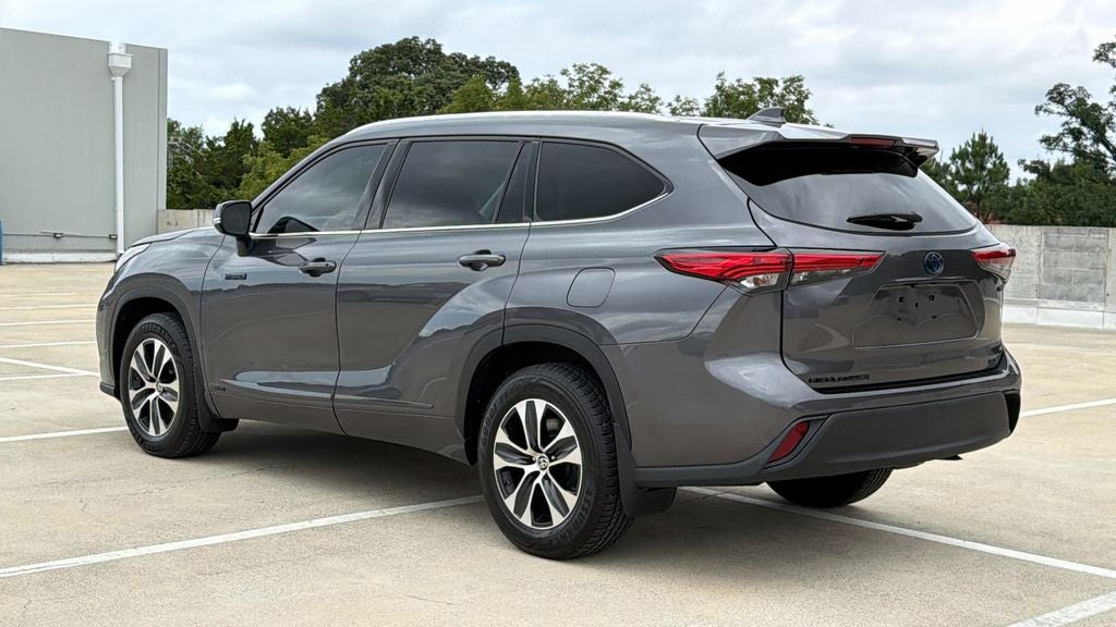 2021 Toyota Highlander Hybrid XLE