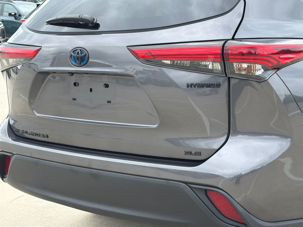 2021 Toyota Highlander Hybrid XLE