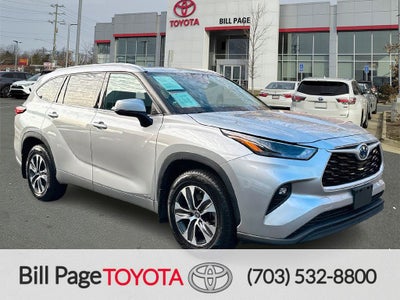 2022 Toyota Highlander Hybrid XLE
