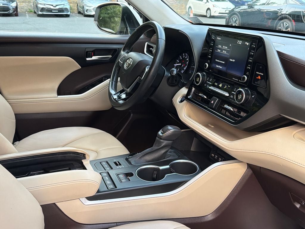 2021 Toyota Highlander XLE