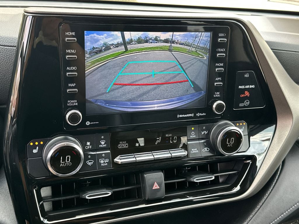 2020 Toyota Highlander Hybrid XLE