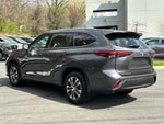 2020 Toyota Highlander Hybrid XLE