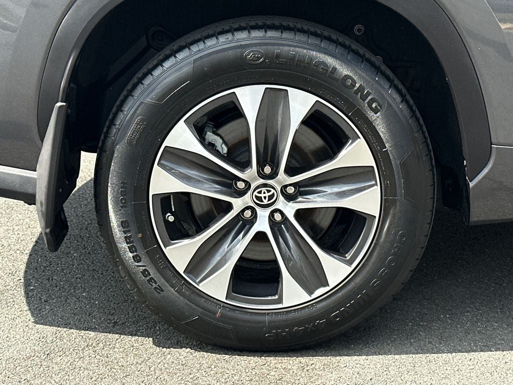 2020 Toyota Highlander Hybrid XLE