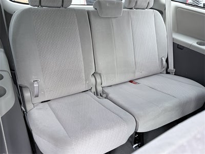 2020 Toyota Sienna LE 7 Passenger