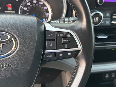 2023 Toyota Highlander Hybrid XLE