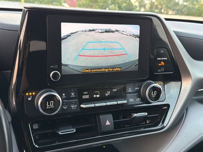 2023 Toyota Highlander Hybrid XLE