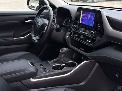 2024 Toyota Highlander Hybrid XLE
